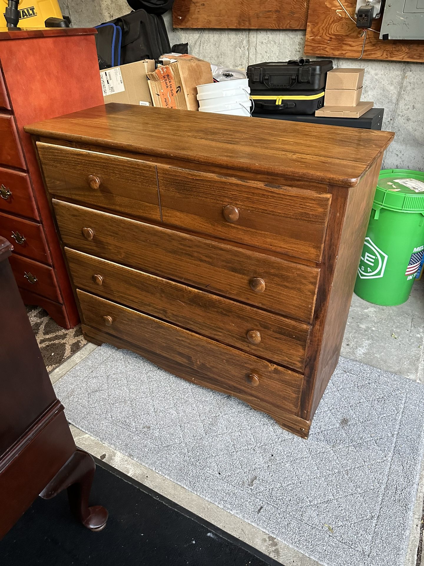 Dresser