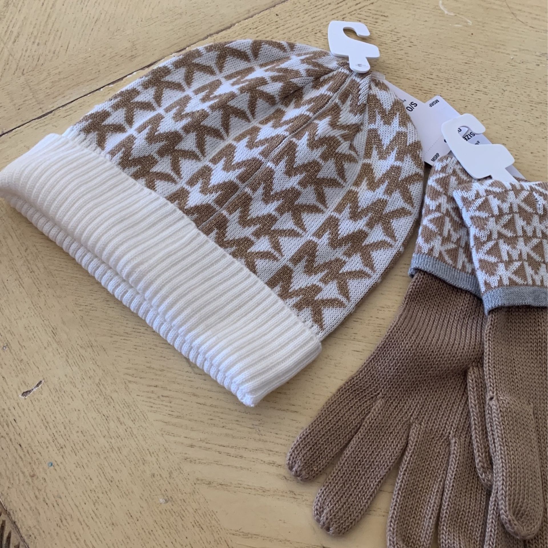 Set Of Michael Kors Beanie And Gloves