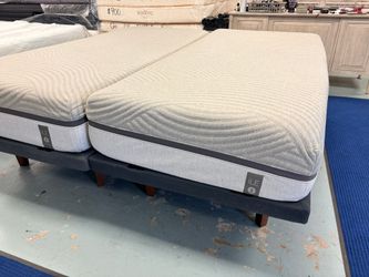 Split King Sleep Number I 8 Mattress with Flexfit Adjustable Bed Bases $1800 Free Delivery!!