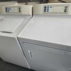 GE Washer & Dryer #722