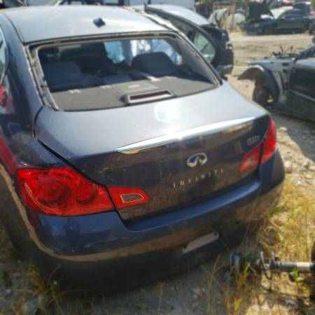 2007 Infiniti G35x For Parts