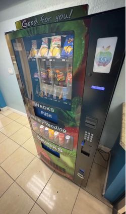 Healthy Snack & Drink Combo Vending Machine – Works Great