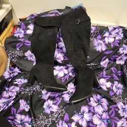 Women’s Black Boots – Size 11 / EU 43