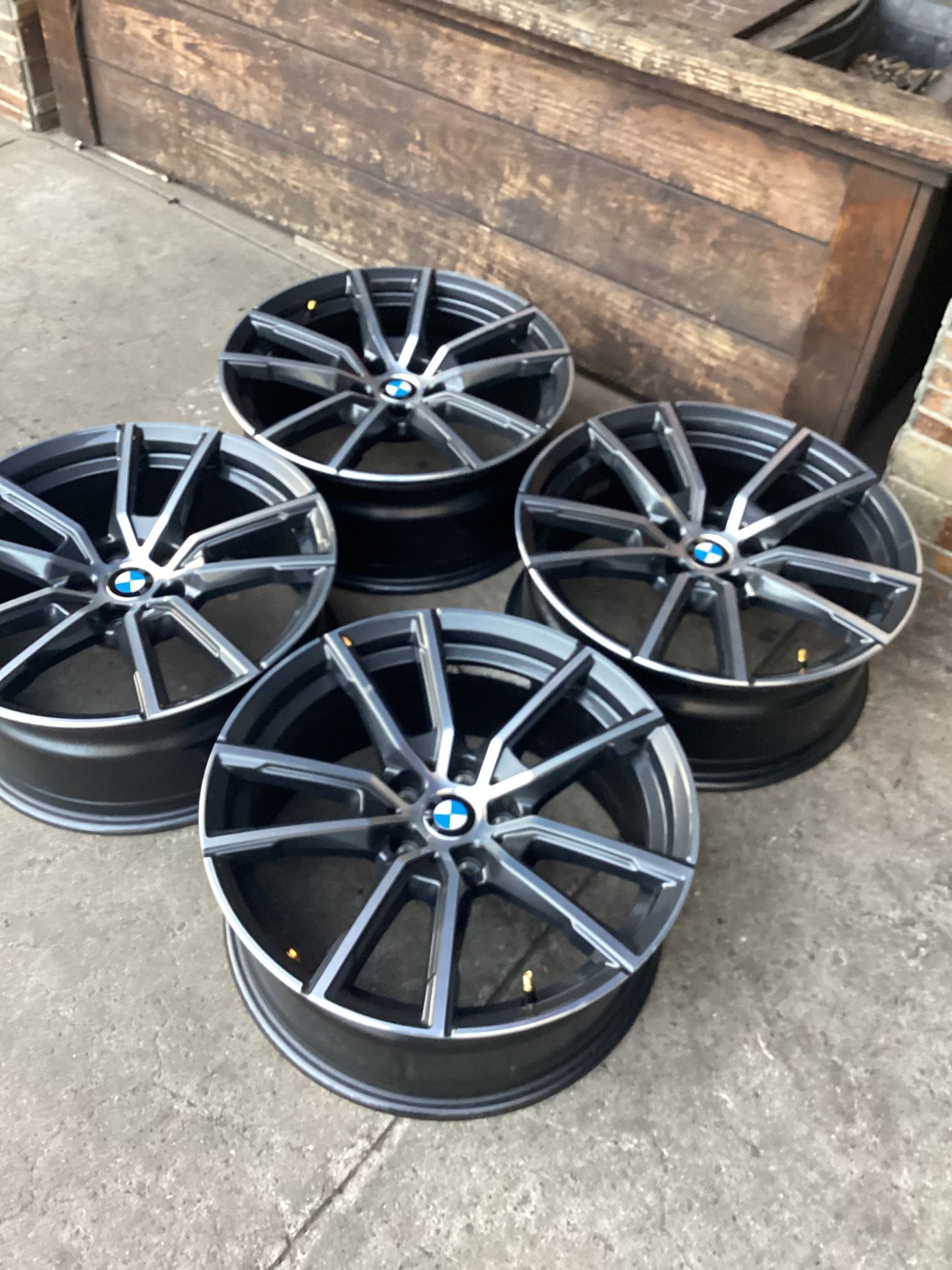 18” BMW Wheels Like New for Sale in Chula Vista, CA - OfferUp