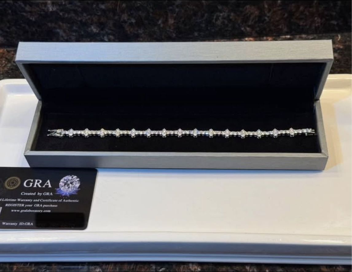 Cross style VVS Moissanite Diamond Tennis Bracelet