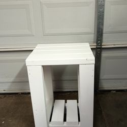 Small Side Table Great 🎄 Gift 