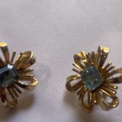Vintage Trifari Earrings 