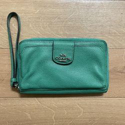Coach ~ Medium Wallet Corner Zip ~ Bright Jade