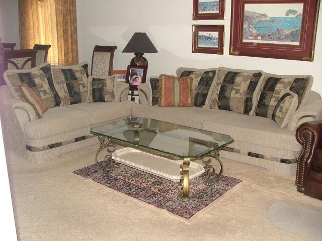 Thomasville Couch With Pillow Cushions