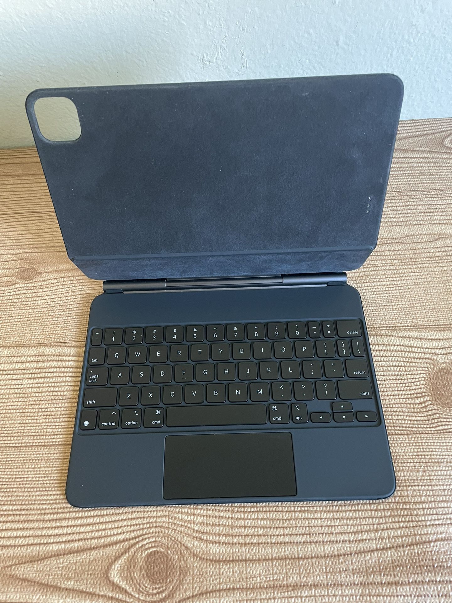 Apple Magic Keyboard For iPad Pro 11” And Air