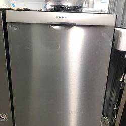 Bosh Dishwasher Stainless Steel ( Price Is Negotiable )