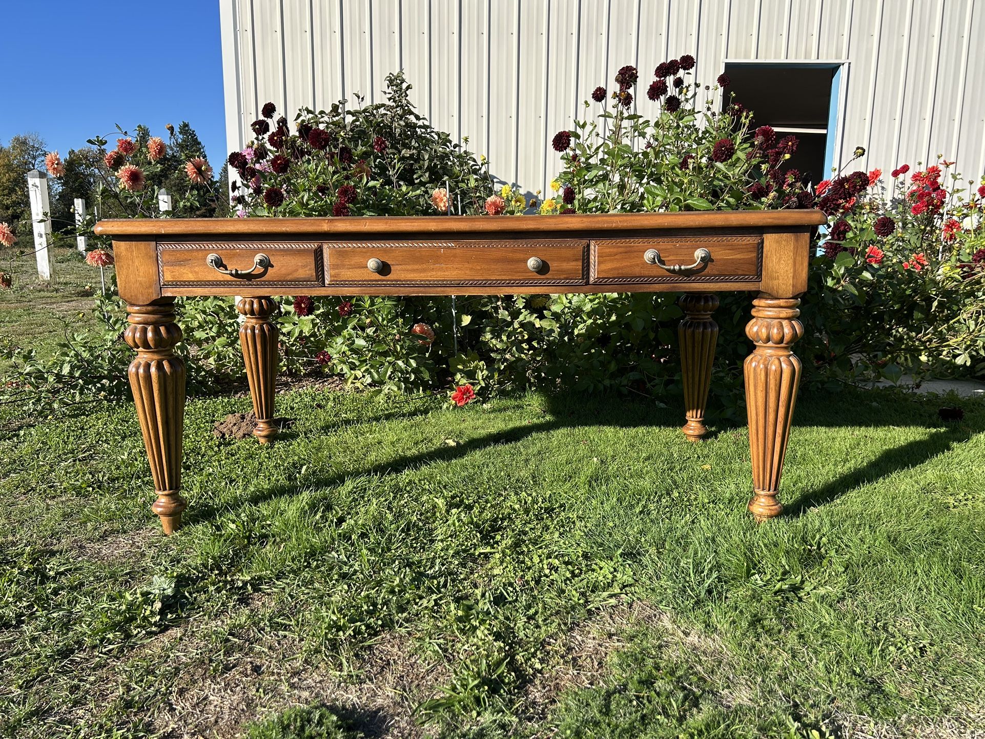 Seven Seas Executive Desk