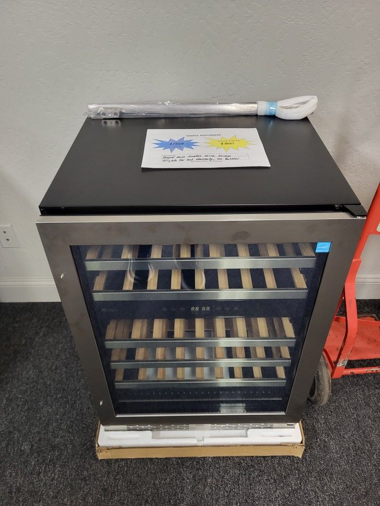 🎅Holiday Moving Sale! Brand New Avallon Wine Fridge-Warranty Included