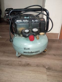 Metabo HPT Air Compressor