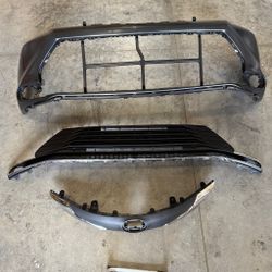 For 2021-2024 Toyota Sienna Complete Front Bumper Set With Grilles 