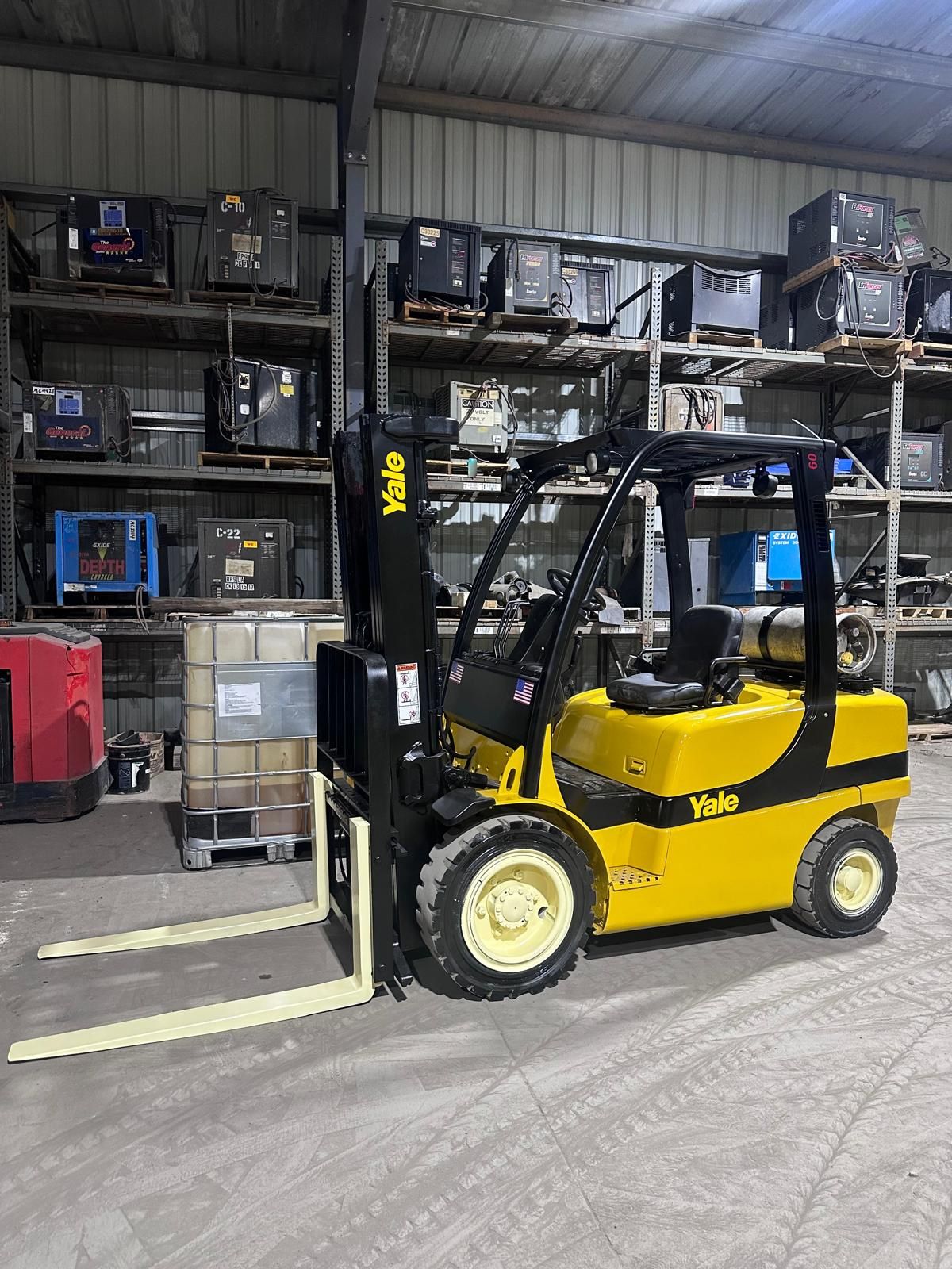 Yale 6000 lbs capacity forklift