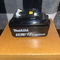 Open Box MAKITA 18V 5.0AH LITHIUM ION BATTERY