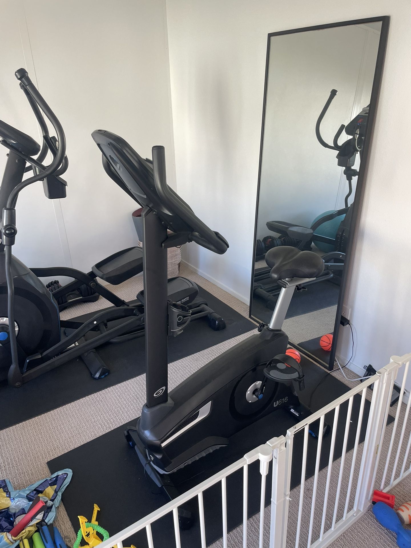 Exercise Bike - Nautilus U616