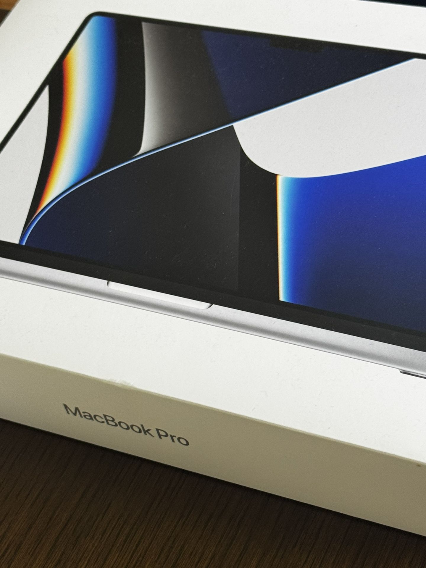 2021 14” MacBook Pro M1 Pro, 1 TB, 16 GB RAM