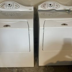  Washing Machine  And  dryer