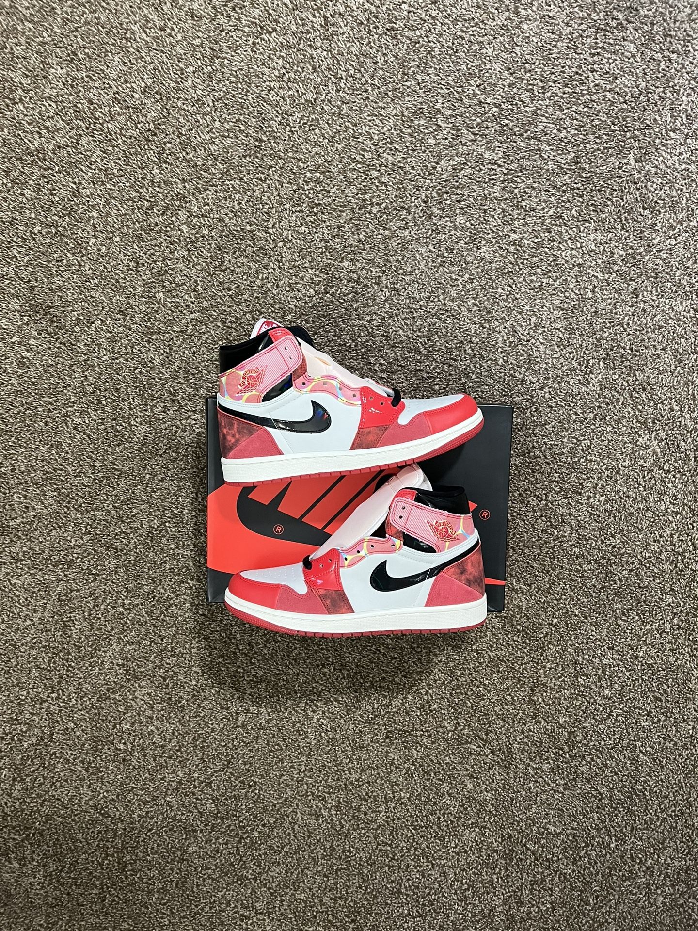 Jordan 1 Spider-Verse Size 9