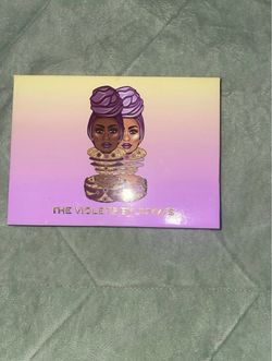 The Violets by Juvia's Eyeshadow Palette