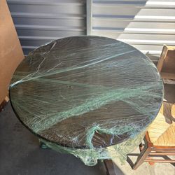 Dining Room Table Round