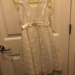 Flower Girl or First Communion Laces Dress