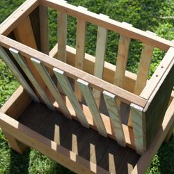 Livestock Hay Feeder for Goats and Sheep’s 