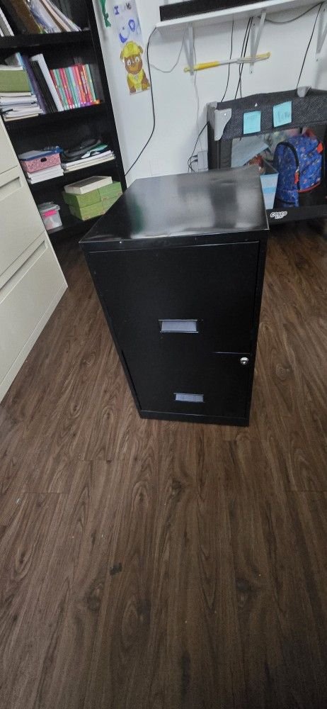 Filing Cabinet 