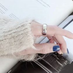 R50 – 925  Sterling Silver Ring!