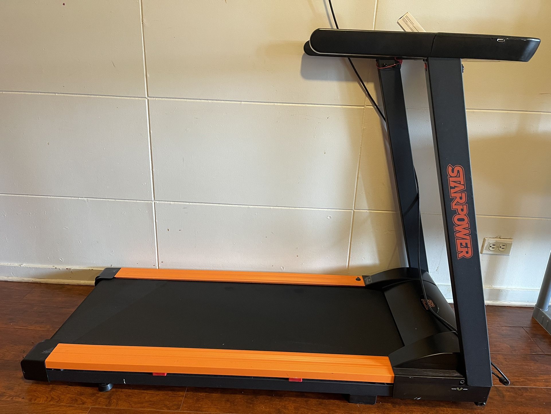 Starpower Treadmill 