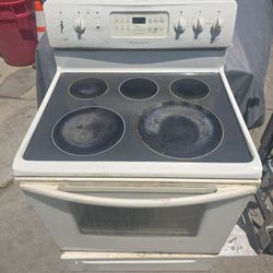 Free Electric Range