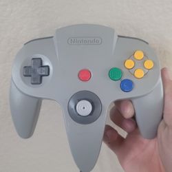 Nintendo N64 Controllers
