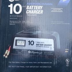 Schumacher Model SE-50MA 10 Amp Manual/Auto Twin Rate 6 & 12 V Battery Charger
, Looks Barely Used