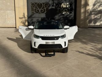 Modified 12V Land Rover Discovery 2 two-seater ride-on car for kids