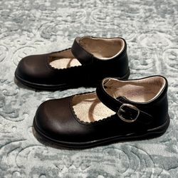 Toddler L’Amour Leather Classic Chloe Black Leather Mary Jane | Size 8