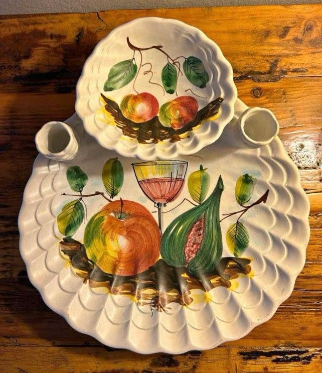 CENTRO DE MESA ANTIGUO DE PORCELANA CON CANDELABROS