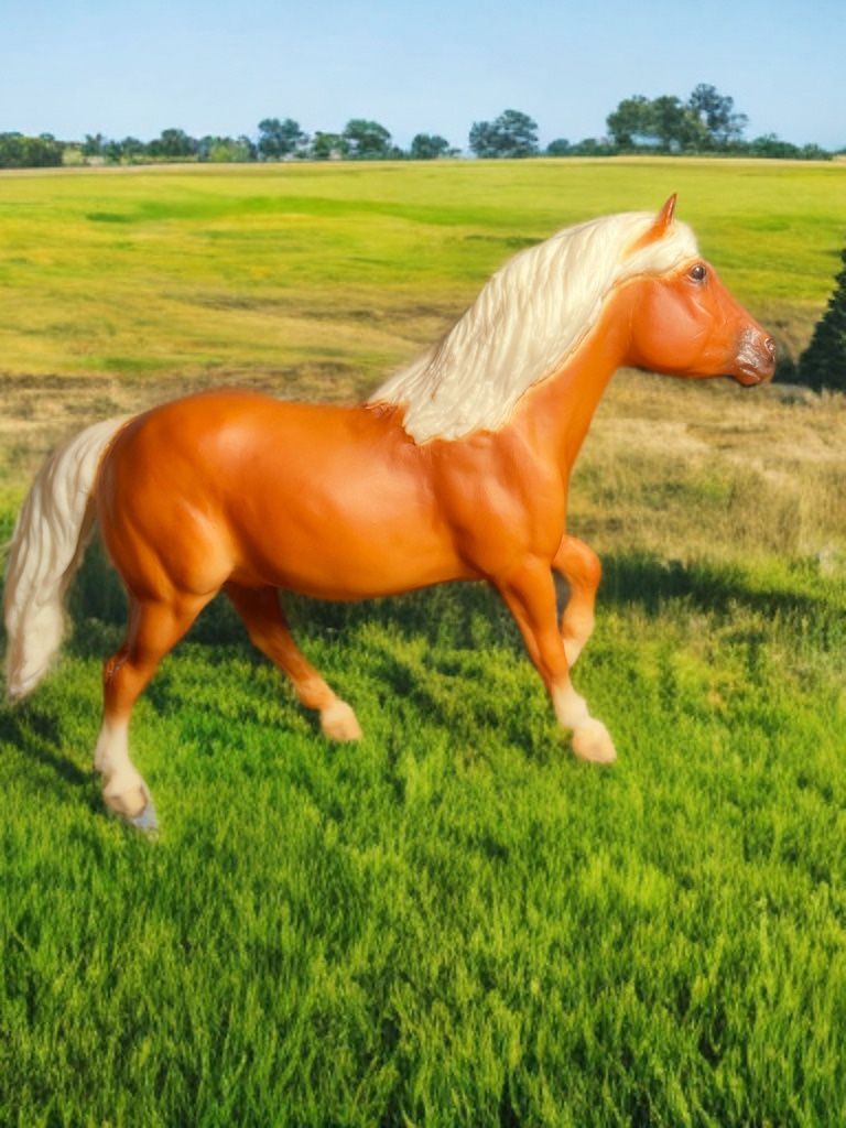 Breyer 1999 Palomino Haflinger Stallion TOF Aristocrat Model 774 Mold 156