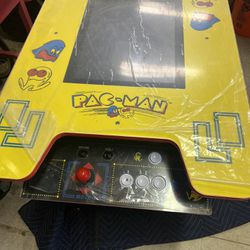PAC MAN Arcade. 
