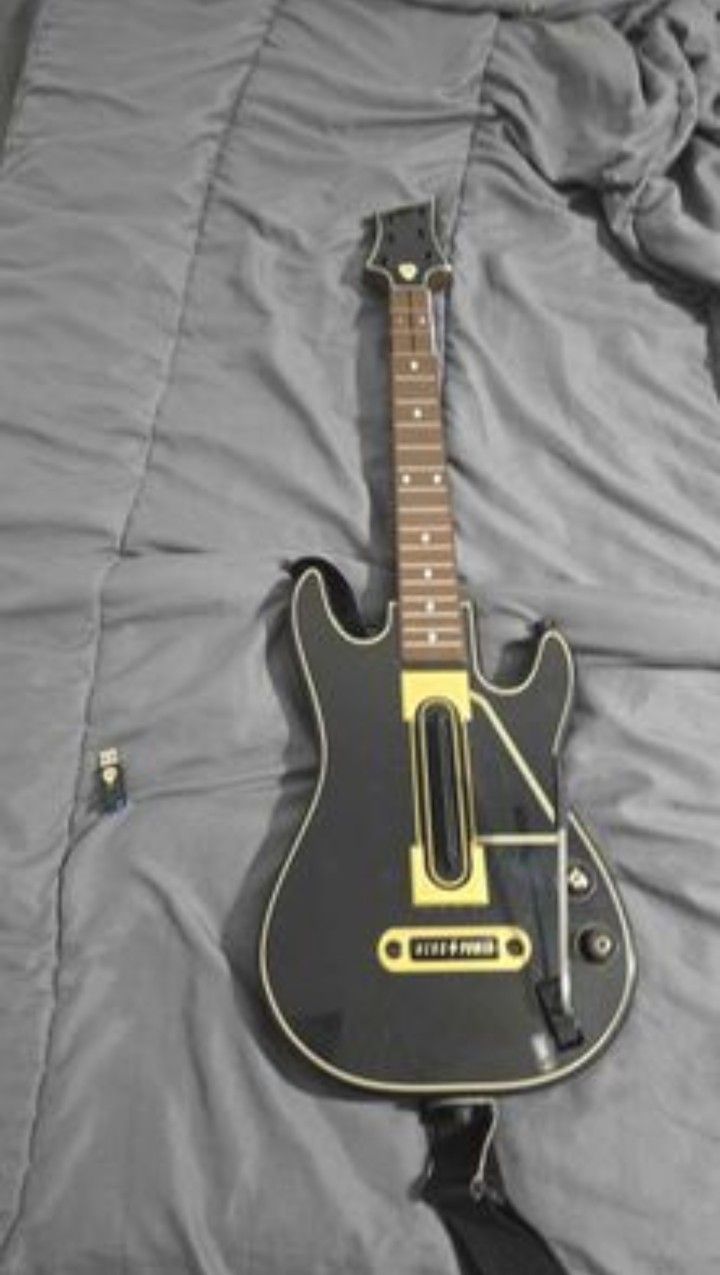Guitar Hero Live Wireless Guitar Controller For PS3 With Dongle & String