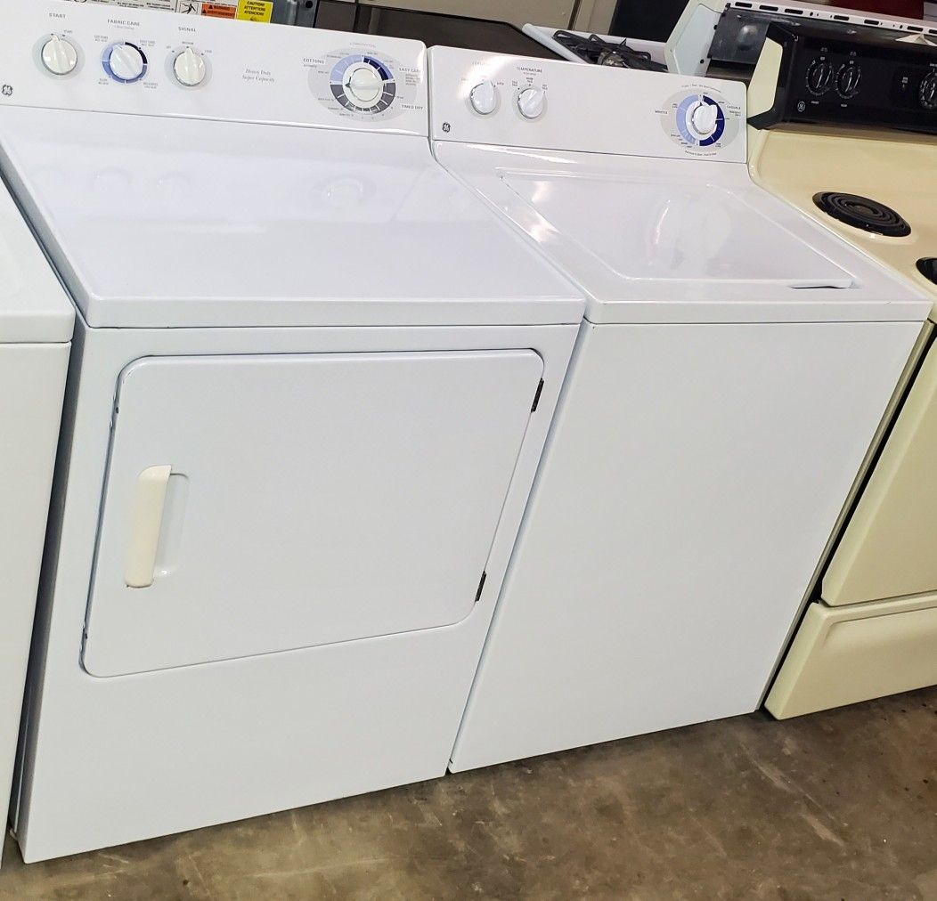 G/E washer and dryer set both works well