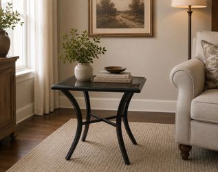 Glass Top End Table 20” x 20” x 22”