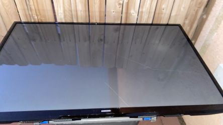 Samsung   65’ inch tv for parts only