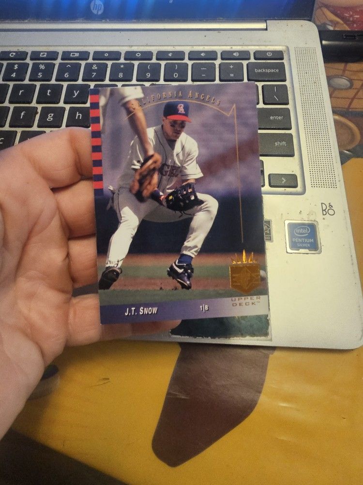 J.t. Snow Baseball Card