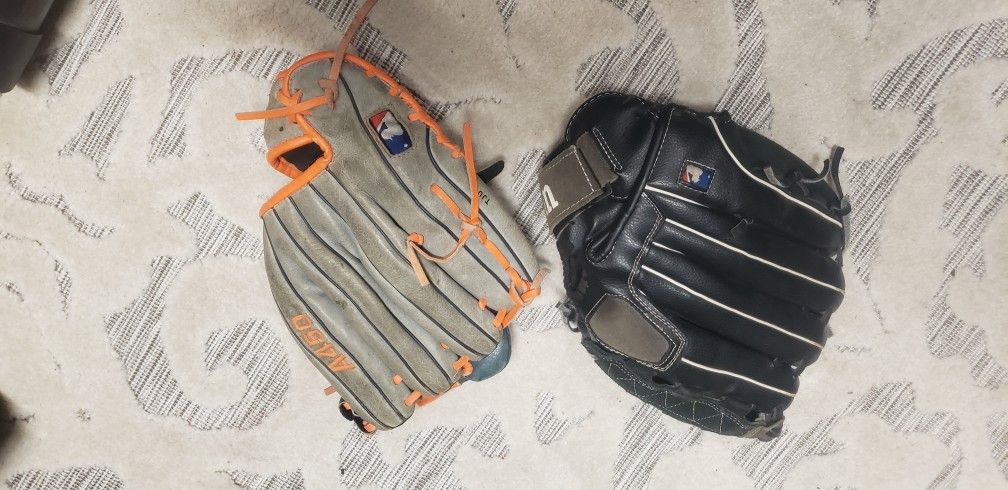 Youth Baseball Gloves