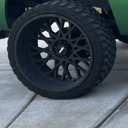 Wheels Trade , 24”