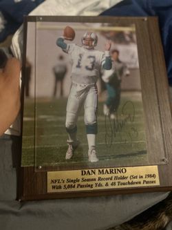 Autographed Dan Marino plaque