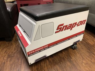 SNAP ON TOOL CAR