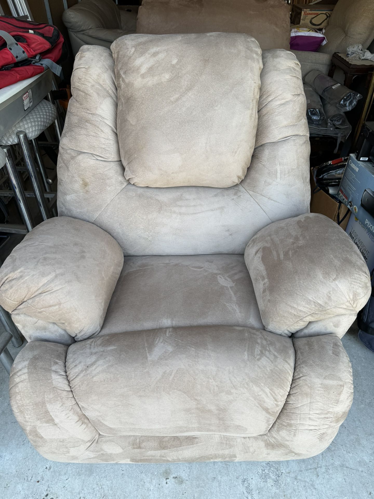 Recliner- Synthetic Leather